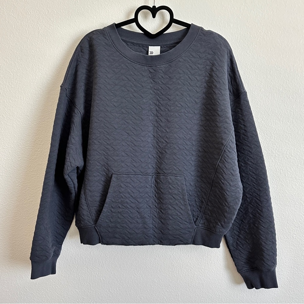 All In Motion Navy Blue Quilted Crewneck Pullover Sweatshirt Size M